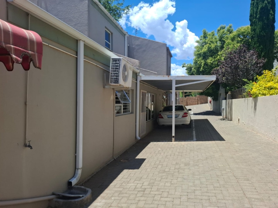 3 Bedroom Property for Sale in Baysvalley Free State